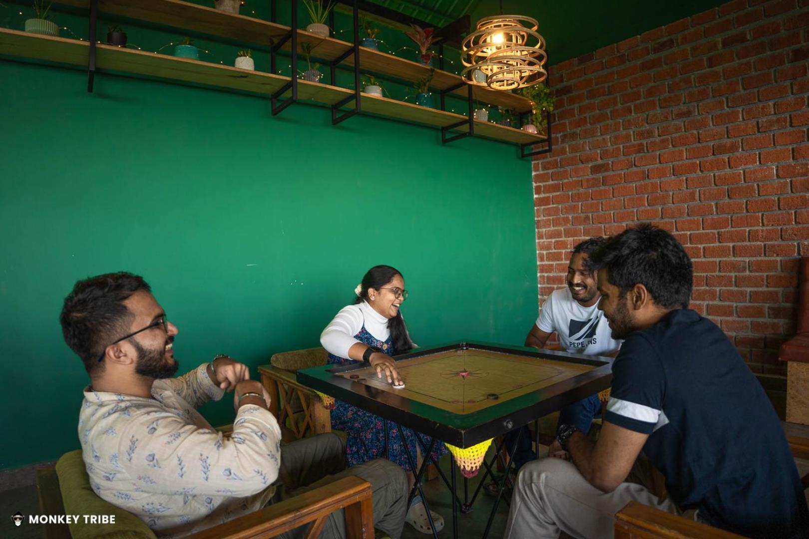 Monkey Tribe Munnar Hostel Luaran gambar